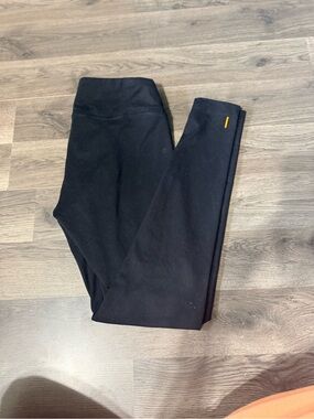 Lucy Black Leggings -women’s medium
